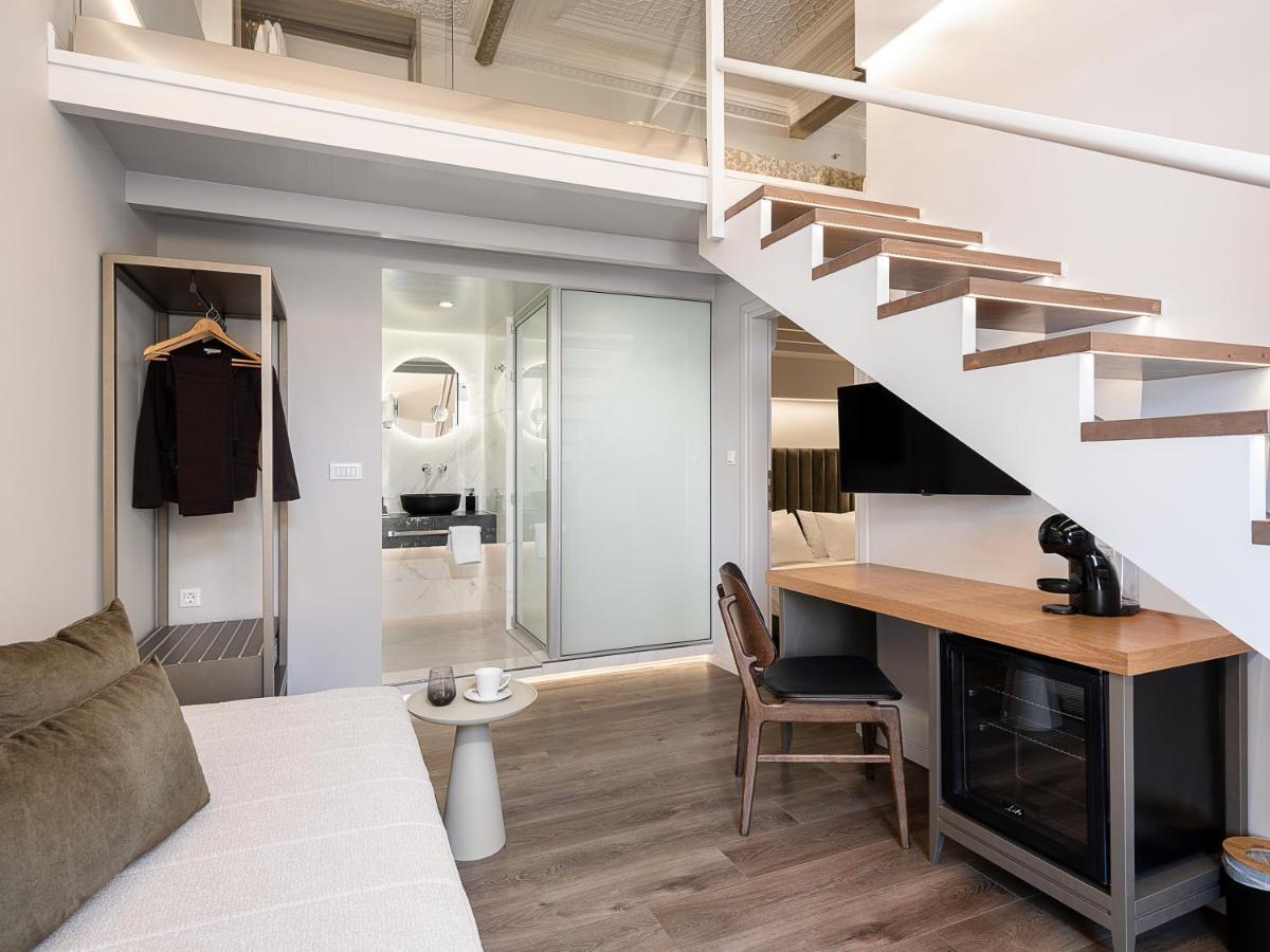 Hotell Elia Erato 3*