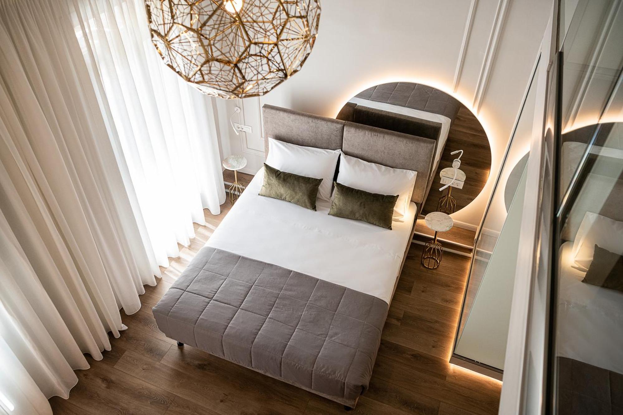 Elia Erato Hotell